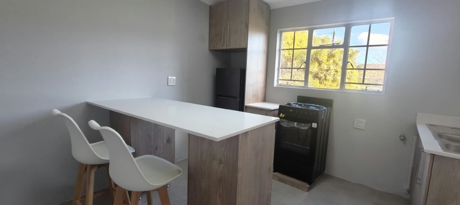 To Let 1 Bedroom Property for Rent in Newton Park Eastern Cape